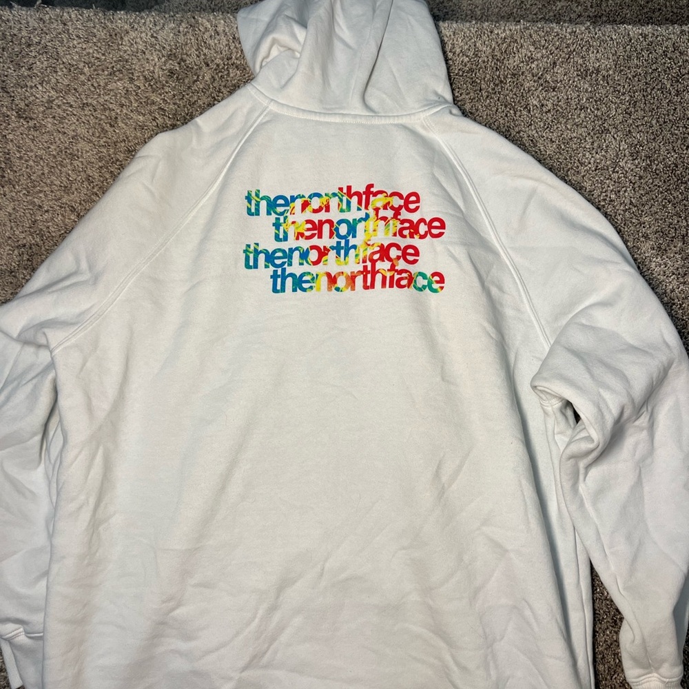 The North Face Hoodie - Picture 6 of 6